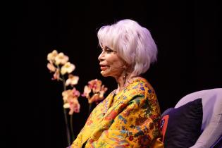 20250925dicimouyjmr2849.jpg Isabel Allende en el teatro Solís por la 47° edición de la FI