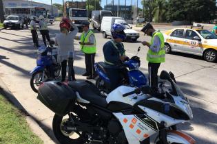 Operativo control caños de escape de motos Operativo control caños de escape de motos