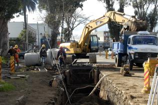 Construcción de colector pluvial Construcción de colector pluvial