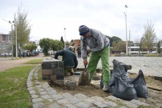 Reparación juegos saludables convenio IM - INR Reparación juegos saludables convenio IM - INR en la Plaza de Deportes Nº 12 ubicada en Regimiento 9 y José María Penco