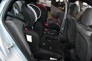 SEGURIDAD VIAL ACU Chequeo y Asesoramiento de Sillas y Booters SEGURIDAD VIAL ACU Chequeo y Asesoramiento de Sillas y Booters en los Vehiculos