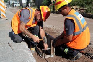 Obras en Camino Carrasco y 20 de Febrero Obras en Camino Carrasco y 20 de Febrero
