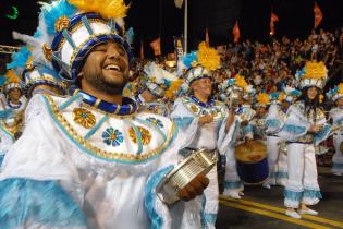 Desfile de Escuelas de Samba Desfile de Escuelas de Samba