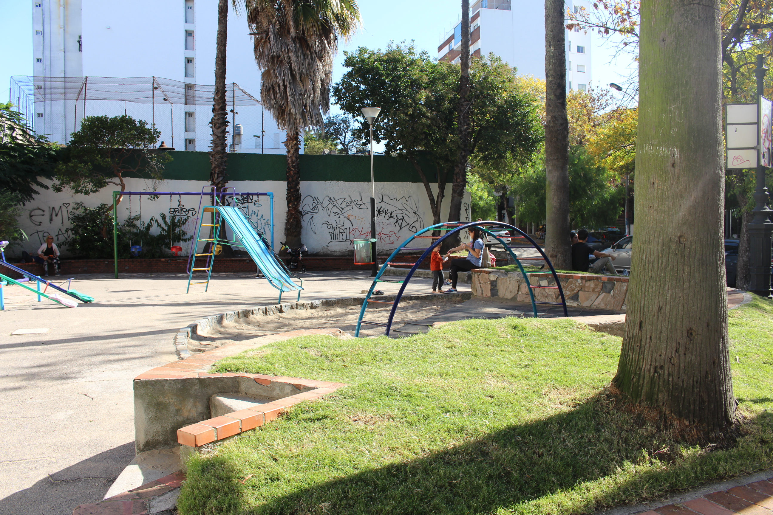 Reacondicionamiento de Plaza Infantil Libertad y Pereira