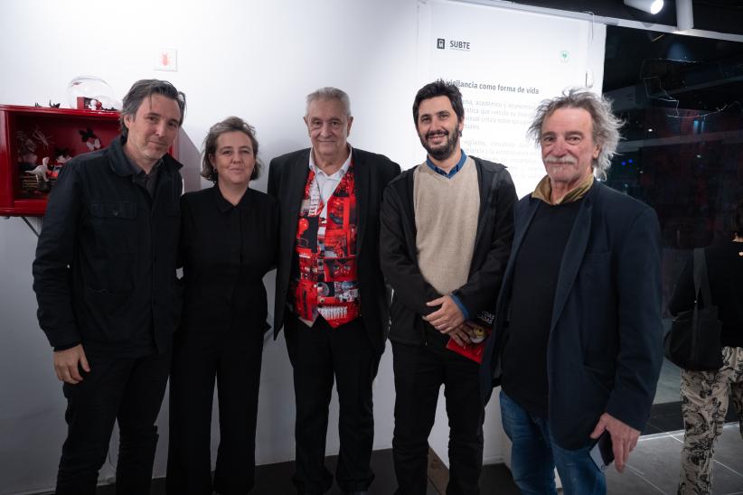  Inauguración de exposición Vidas vigiladas en el SUBTE