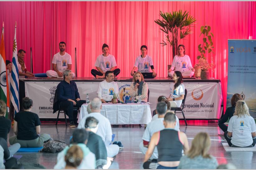 XI Día Internacional del Yoga