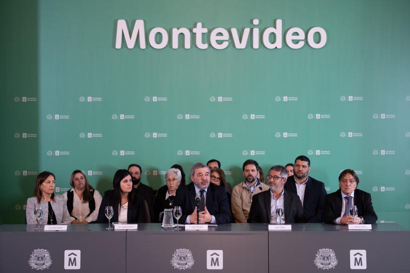 Conferencia de prensa sobre medidas de ordenamiento financiero y