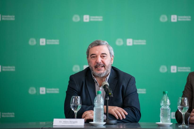 Intendente Mario Bergara, durante el lanzamiento de la Gerencia de Innovación 