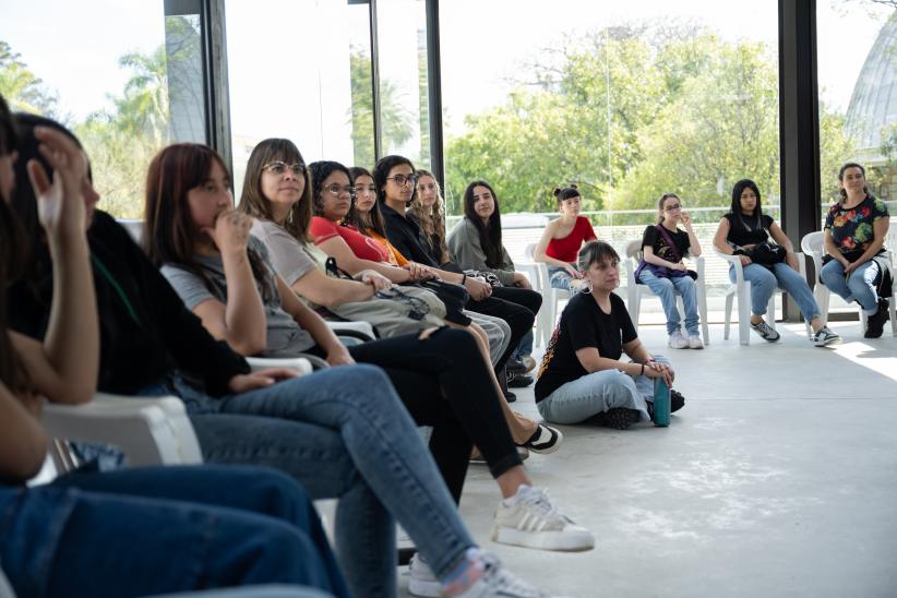 Encuentro con adolescencias por Congreso de Infancias y Adolesce