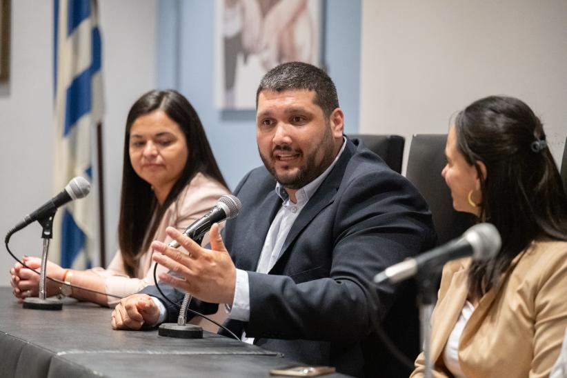 Director de Desarrollo Económico Camilo Benítez, durante el lanzamiento de Vinos del Estadio