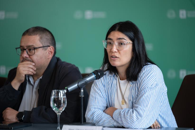  Intendente Mario Bergara, firma convenio con la Asociación de 