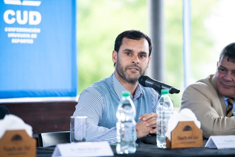  Lanzamiento de escuelas de iniciación deportiva