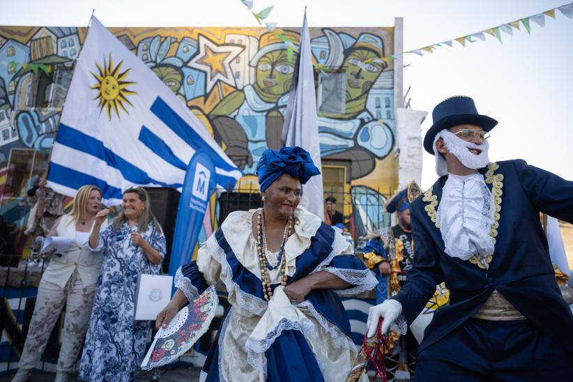  Lanzamiento del vino y el medio y medio de C1080