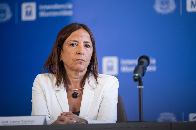 Directora de Recursos Financieros, Laura Tabárez durante la presentación del Balance Fiscal 2025 