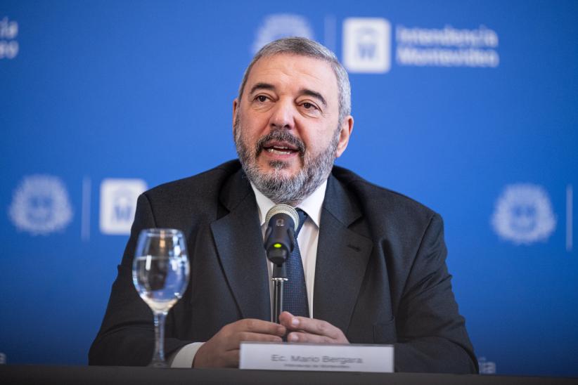 Intendente, Mario Bergara durante la presentación del Balance Fiscal 2025