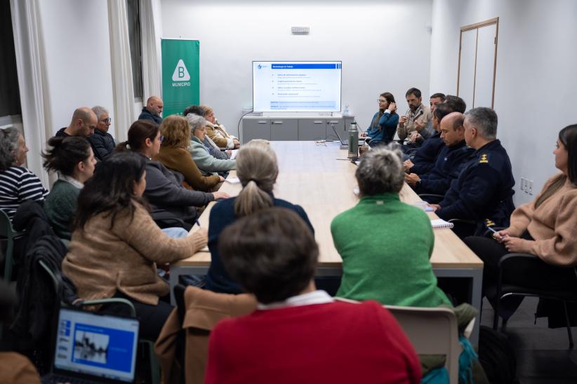 Reunión con comisión de vecinos/as por proyecto de mejoras del