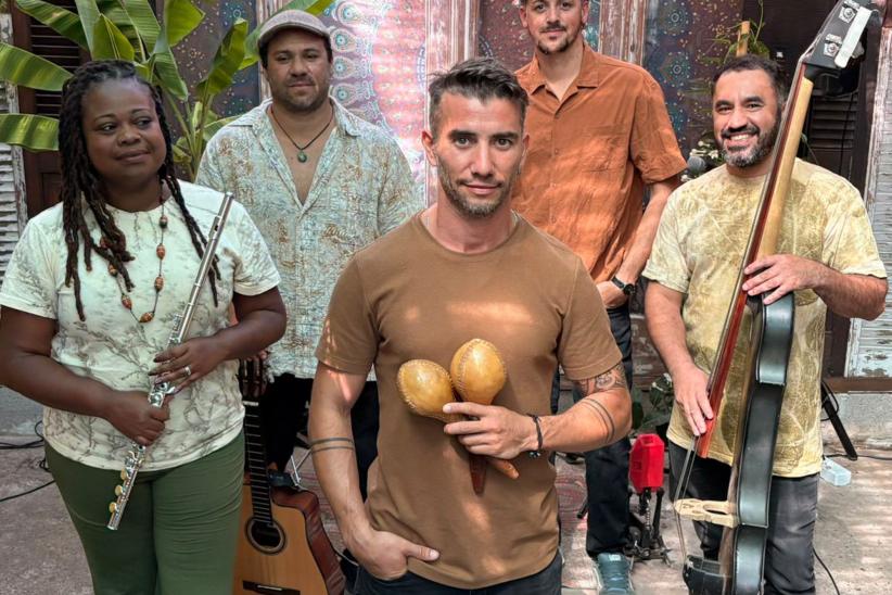 La Guagua Son Cubano