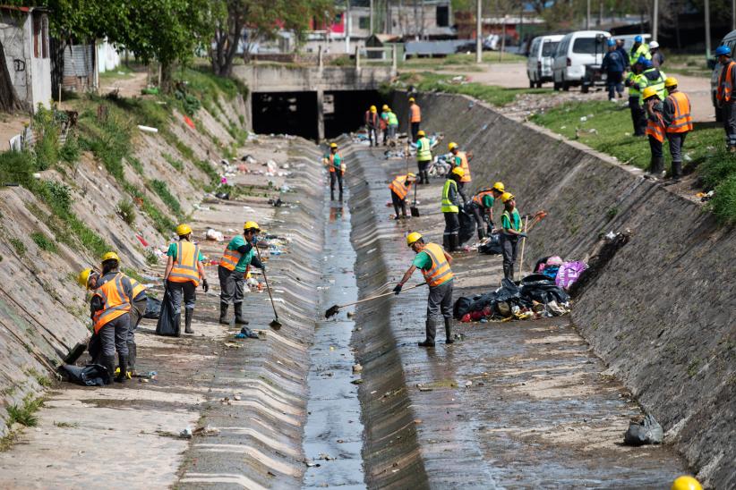 Recorrida por área liberada de residuos en la cañada Casavalle en el barrio Marconi, 20 de setiembre de 2022