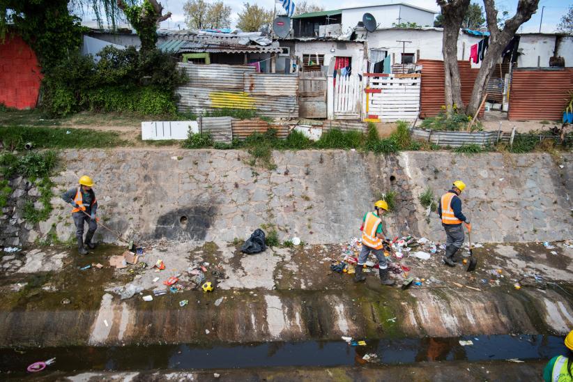 Recorrida por área liberada de residuos en la cañada Casavalle en el barrio Marconi, 20 de setiembre de 2022