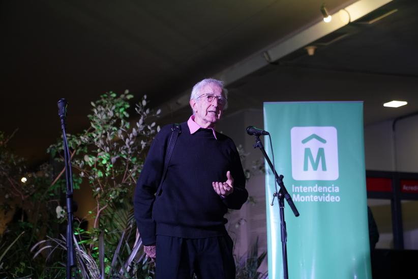 Inauguración de exposición de Tomás Cacheiro en la Intendencia