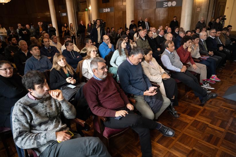 Presentación de nuevos coches eléctricos de las cooperativas de transporte Ucot, Coetc y Come