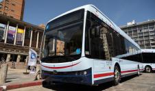 Intendente Mario Bergara, participa de la presentación de ómnibus eléctricos de la empresa CUTCSA