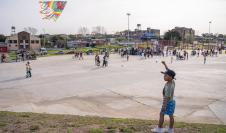 Actividades en el parque Idea Vilariño por el día de las plazas y los barrios