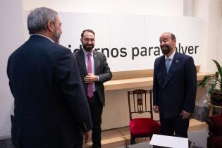 20250822dicimouyjmr8176.jpg El intendente Mario Bergara se reúne con el embajador de Emirat