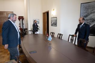 20250822dicimouyjmr8178.jpg El intendente Mario Bergara se reúne con el embajador de Emirat