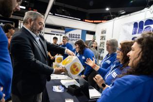 20250822dicimouypd2986.jpg Intendente Mario Bergara, recorre la Expo Educate