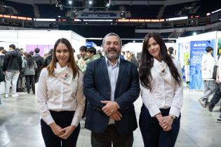 20250822dicimouypd3011.jpg Intendente Mario Bergara, recorre la Expo Educate