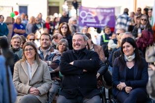 Intendente Mario Bergara junto a la secretaria general Viviana Repetto, durante la inauguración de viviendas por el realojo del asentamiento Santa María Eugenia en Servando Gómez