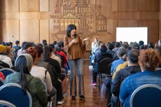 Intendente Mario Bergara, saluda a las y los participantes del p