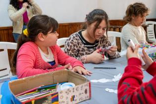 Taller de Montevideo a Jugar en el marco del Mes de la Diversida