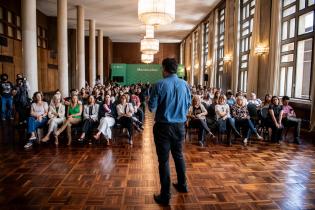 Entrega de certificados de calidad a dependencias de la Intenden