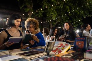 Recorrido por Noche de las Librerías 2025 