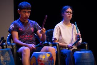 Jornadas de adolescentes en escena de la Movida Joven