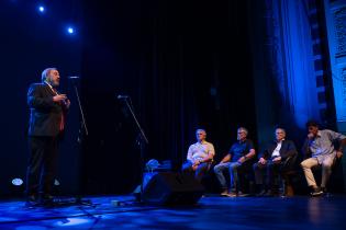  Reconocimiento al maestro Óscar Washington Tabárez