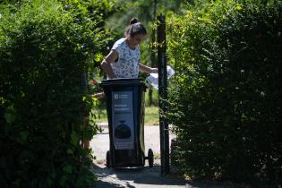  Entrega de contenedores en municipios A y G