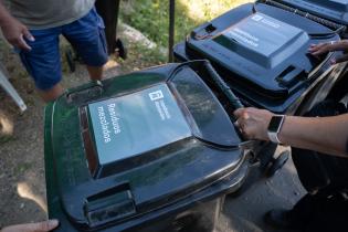  Entrega de contenedores en municipios A y G