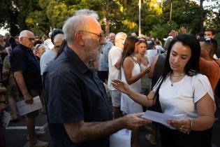 Entrega de contenedores en municipio G
