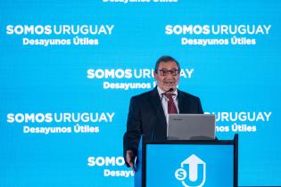 Intendente, Mario Bergara participa en el desayuno de Somos Urug