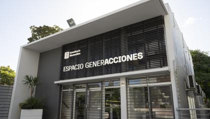 Fachada del Espacio GenerAcciones