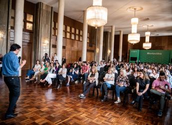 Entrega de certificados de calidad a dependencias de la Intenden