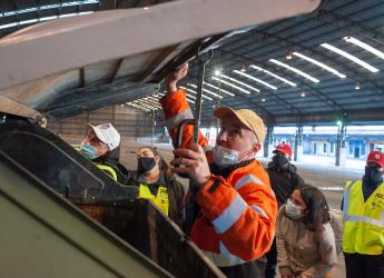 Capacitación en reparación de contenedores en el marco del Plan Laboral ABC
