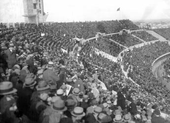 Partido entre Uruguay y Perú, inauguración del Estadio Centenario. 1930