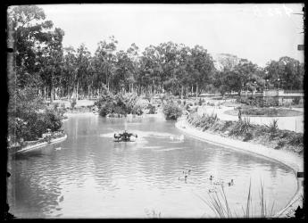 Lago del Parque del Prado. Prado.