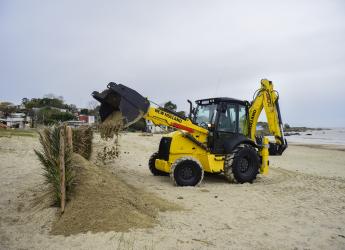 Depósito de arena en cercas captoras de Playa Santa Catalina