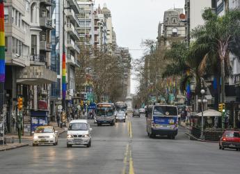 Mes de la diversidad en Avenida 18 de Julio