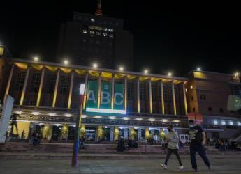 Iluminación de la Intendencia de Montevideo en el marco del Día Nacional del Bebé